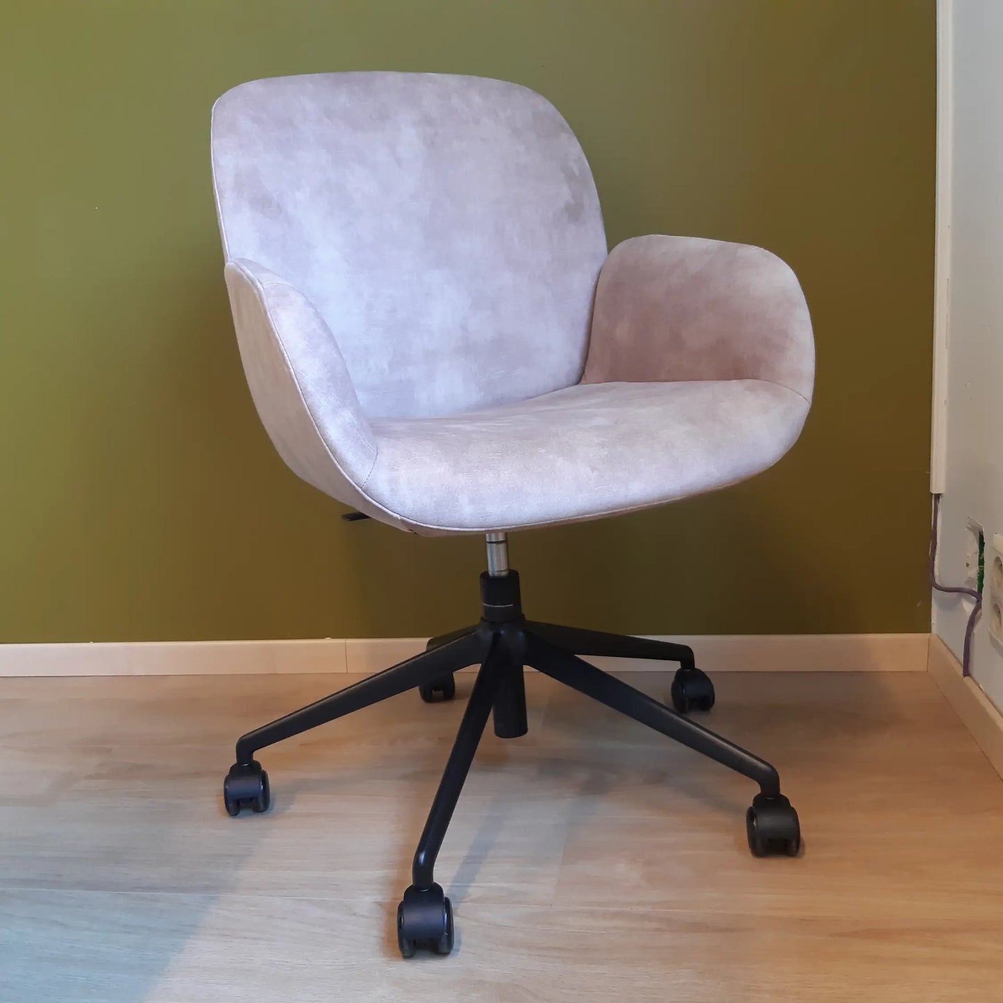 Stressless Bay Office