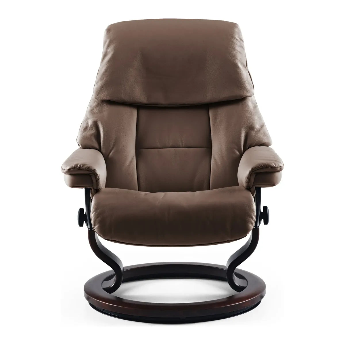 Vooraanzicht van de Stressless Ruby in bruin leder met ronde armleuningen en afgeronde rugleuning op een Classic onderstel